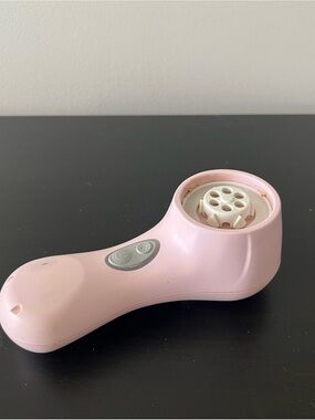 Pink Facial Cleansing Brush - Clarisonic